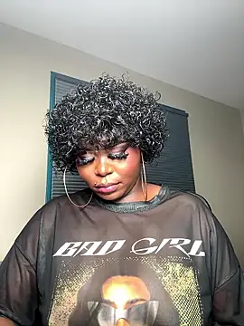 WomanNextdoor1's cam snapshot