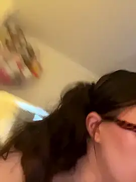 cherryrosealiee's cam snapshot