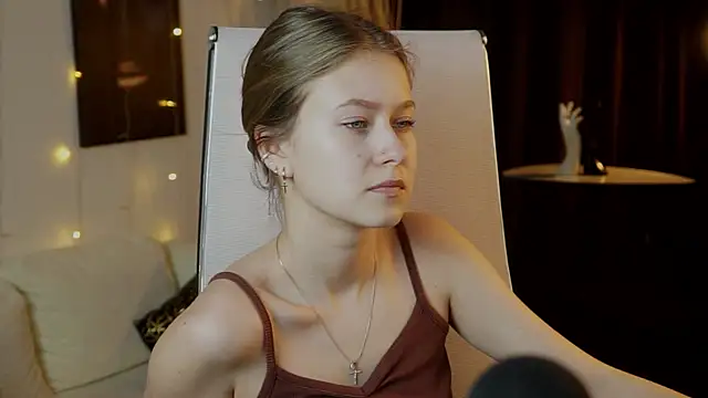 EveMundie live sex cam