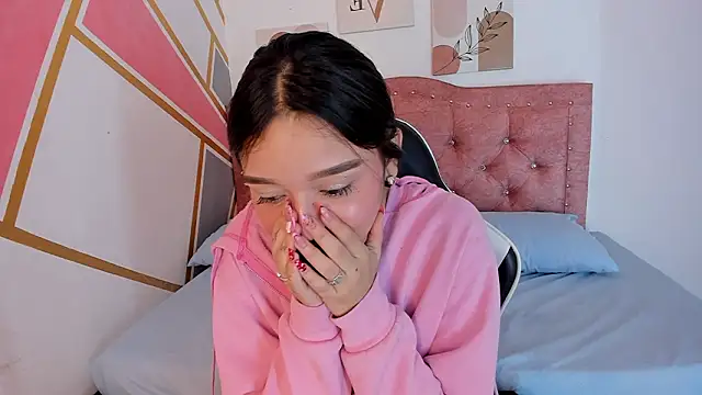 tiny_ashly's cam snapshot