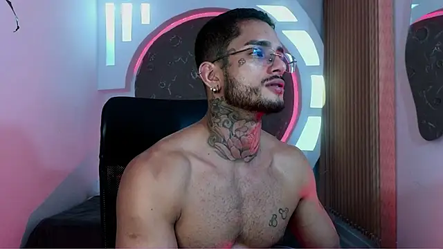 Alanrodgers live sex cam