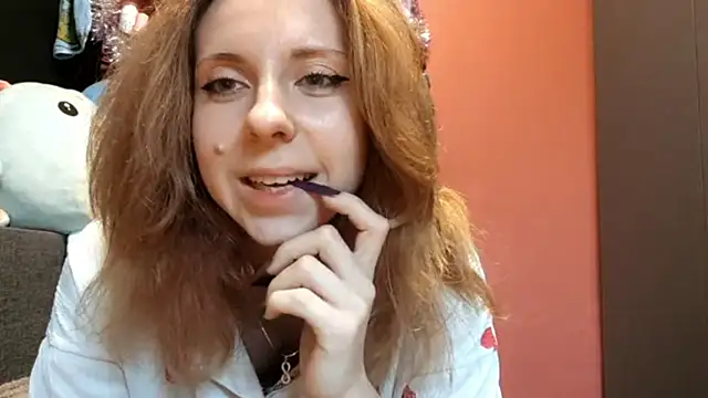 TiaraHenegan's cam snapshot