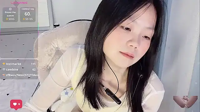 Lena-yyds's cam snapshot