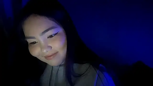 MollyAsian's cam snapshot