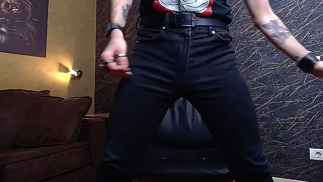 AxelColton live sex cam