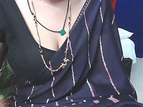 sunitha-3 live sex cam
