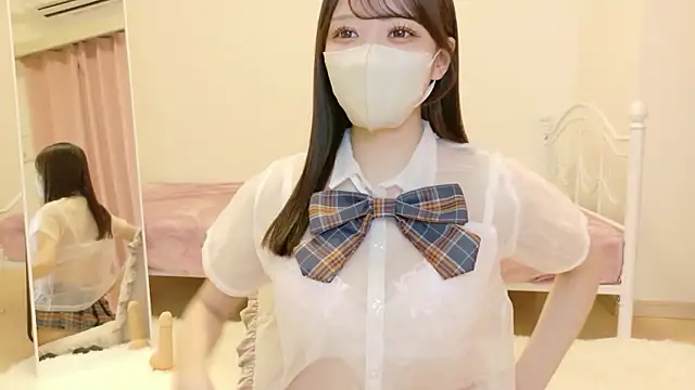 roachan_ live sex cam