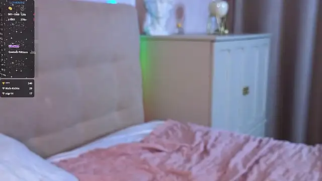 _Doll_Face_'s cam snapshot