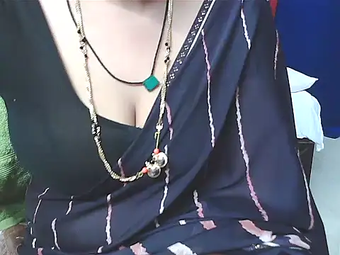 sunitha-3's cam snapshot