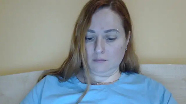 Foxy_Kate3333's cam snapshot