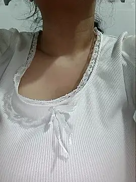 Shine_Mai's cam snapshot