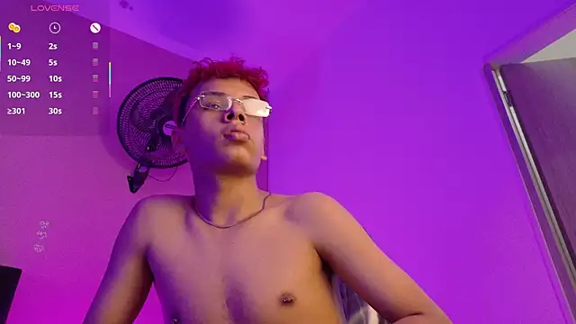 Xavier_Fox___'s cam snapshot