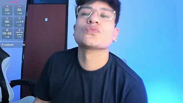 Theo_Rowan live sex cam