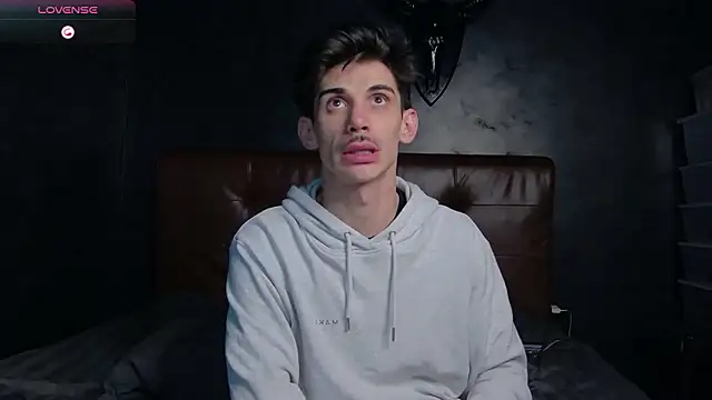 DanielCrush1 live sex cam