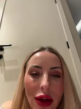 EmaSalis live sex cam