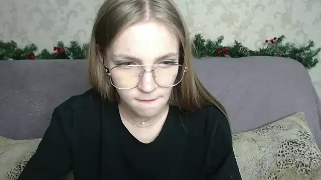 HitGyrl's cam snapshot