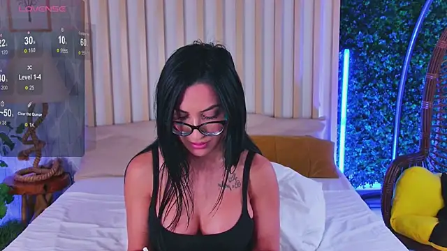 NikkiStarX live sex cam