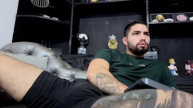 matteosantos live sex cam