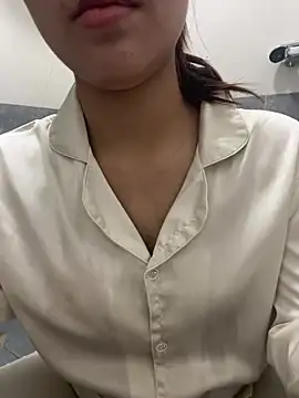 Single-momm22 live sex cam