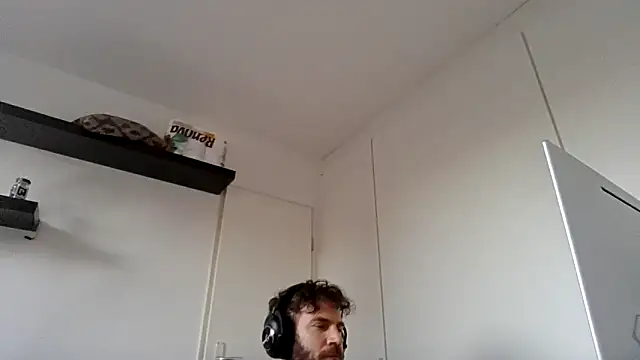 alpha-hunk live sex cam