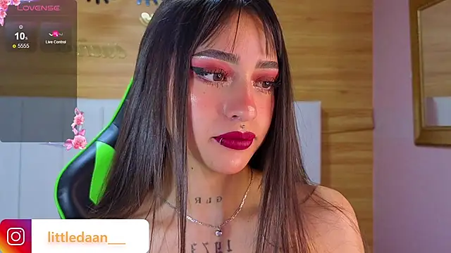 Abril_Velvet_a_'s cam snapshot