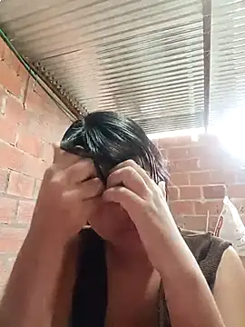 triana-hot18's cam snapshot