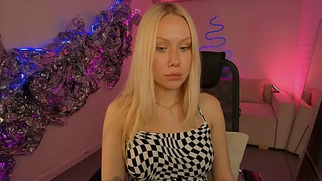 AprilChambers live sex cam