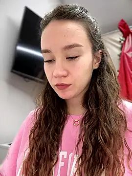 QuietNicole live sex cam