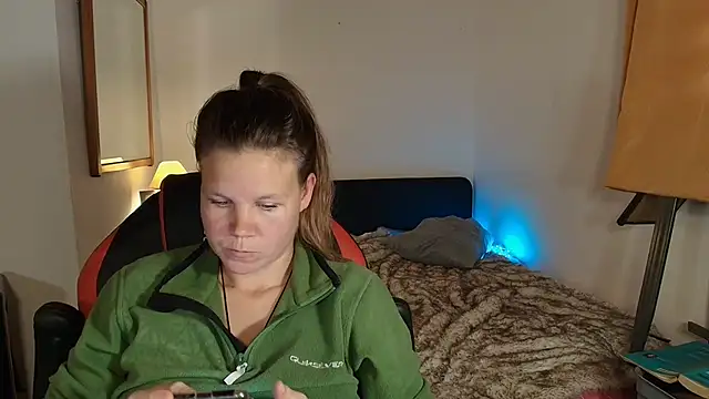 CallMeMaria's cam snapshot