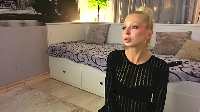 LanaReals's cam snapshot