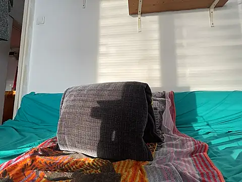 HoneyMakerr's cam snapshot