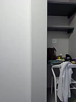 BoobWorldhere's cam snapshot