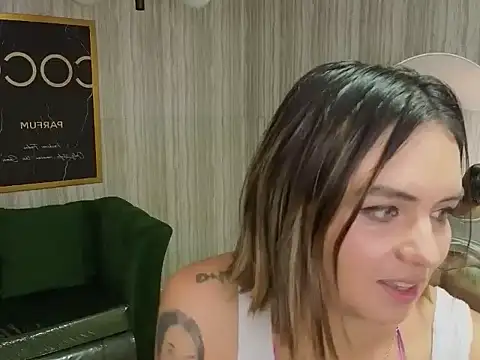 zarcasutra_t's cam snapshot