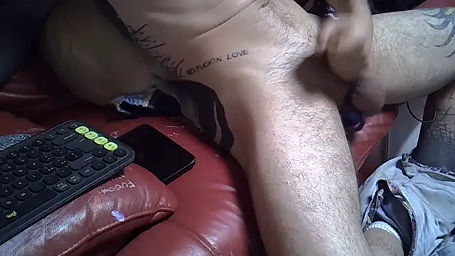 Damn_bro23's cam snapshot