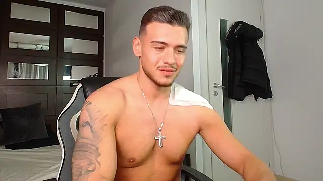 ElijahThorne's cam snapshot