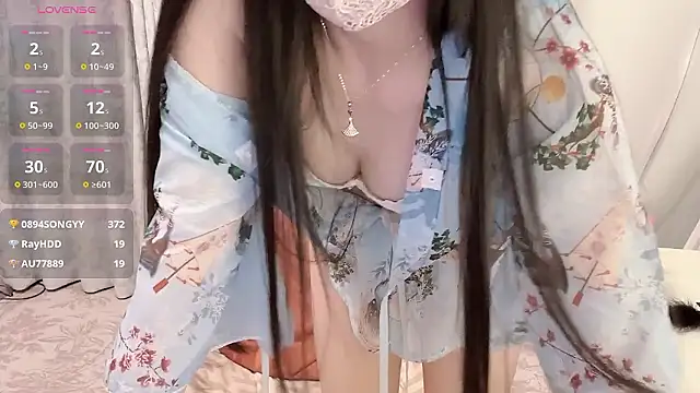 Eira-xue live sex cam