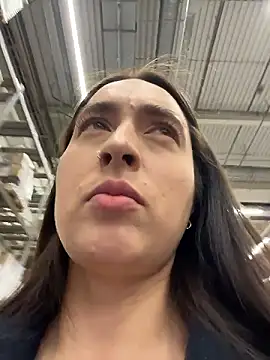 Holly_Play live sex cam