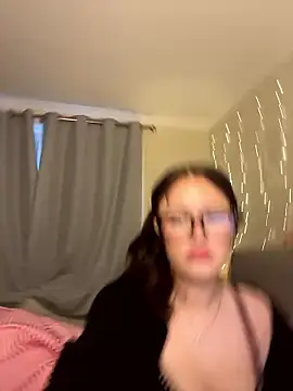 cherryrosealiee's cam snapshot