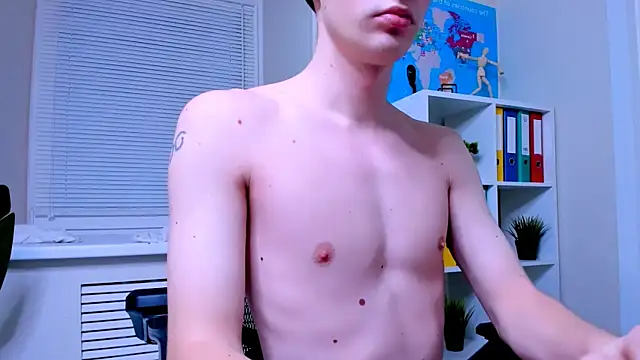 LukeSweet's cam snapshot