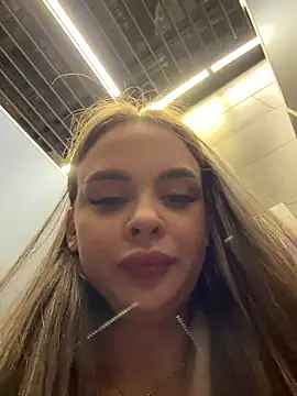 KristiRich live sex cam