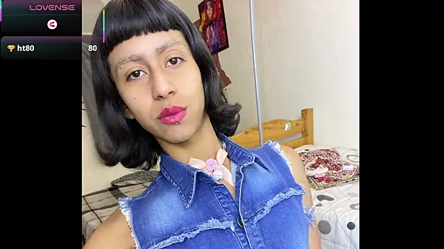 Naicollsxxx live sex cam