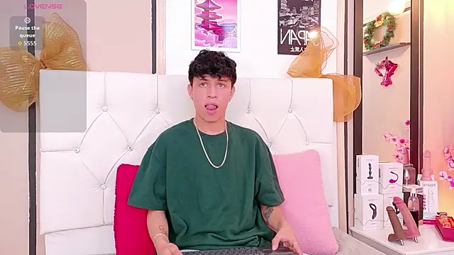 Axel__Evans live sex cam