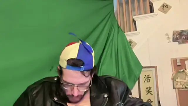 MasterDaddyCool's cam snapshot