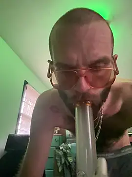 hungspundick1's cam snapshot