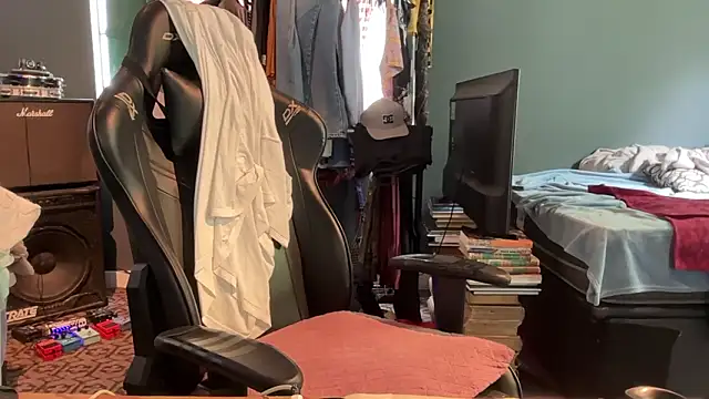 falacomigobbzin's cam snapshot