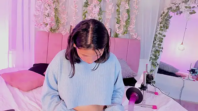 nicky_bonny18's cam snapshot