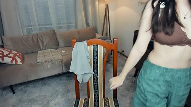 LonaLongsdorf's cam snapshot