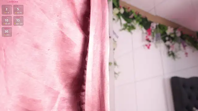 justnala_'s cam snapshot