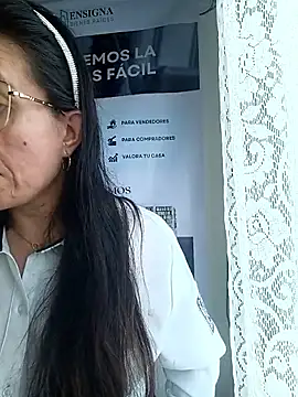 Valentina--1 live sex cam