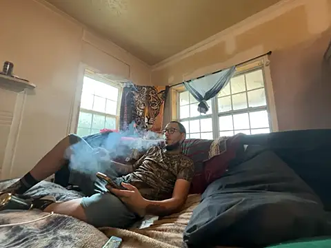 ThrowedWorldWide's cam snapshot